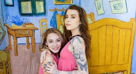 Музей селфи - горячая точка для шлюх женского общества, Часть 1, сцена 01 1