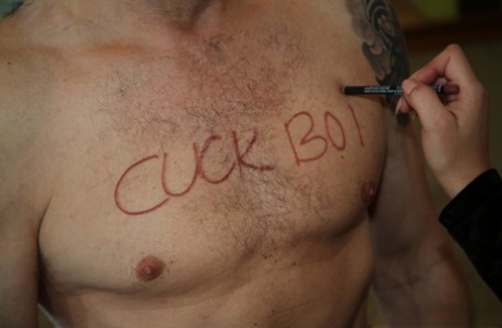 Жена с большим сиськом делает горячую сперму в жопе с Чёрный хуй в межрасовом сексе втроем с рогоносцем 2